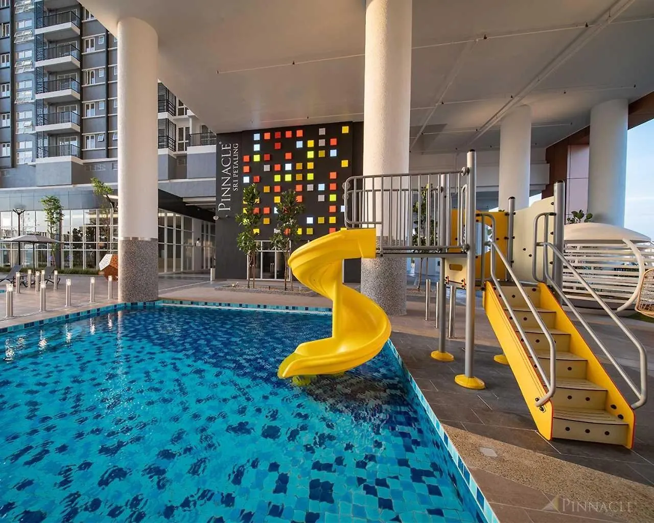 Pinnacle Sri Petaling Kuala Lumpur Homestay